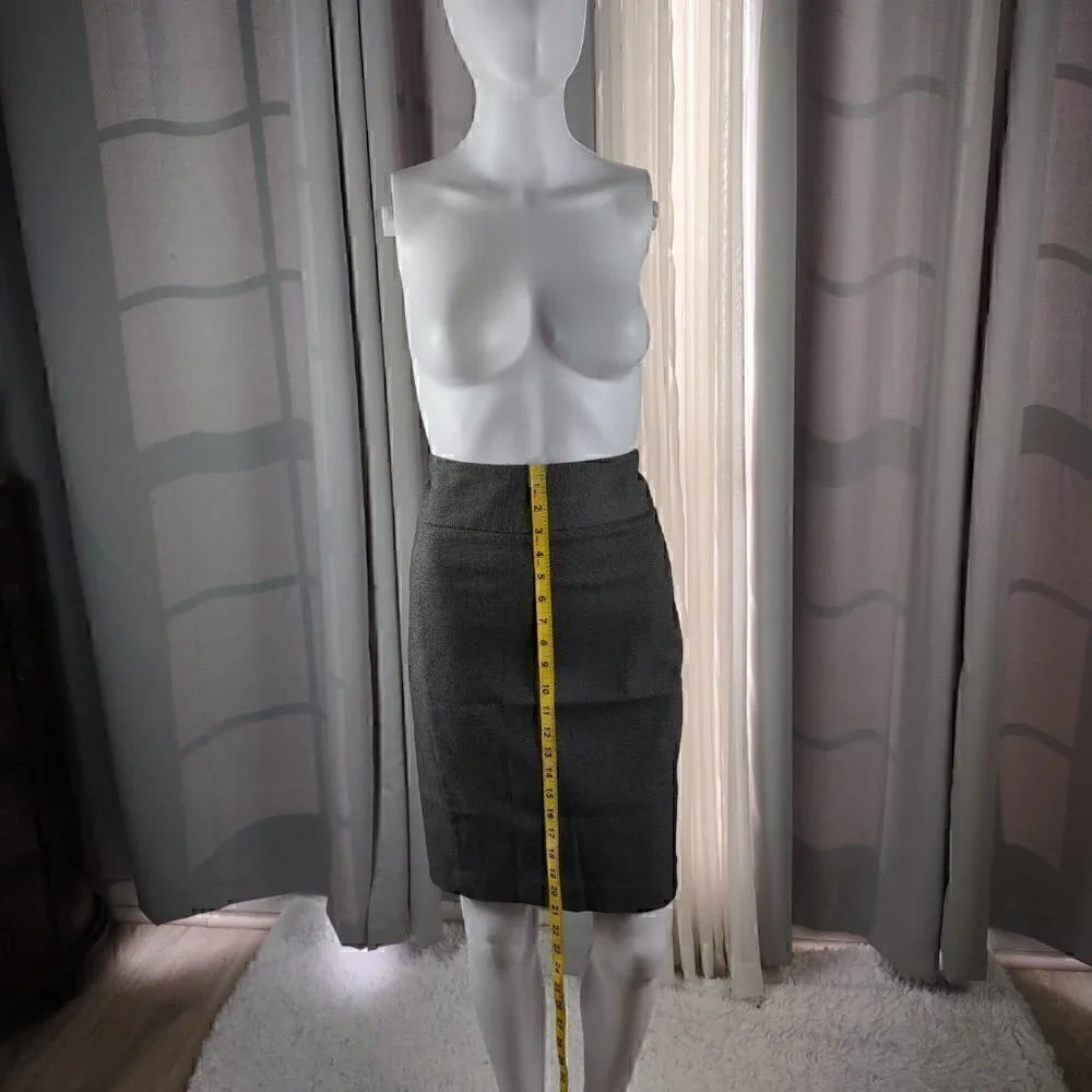 APT. 9 Women's The Torie Gray Pencil Back Zip Midi Skirt. Size 10 - Picture 5 of 11